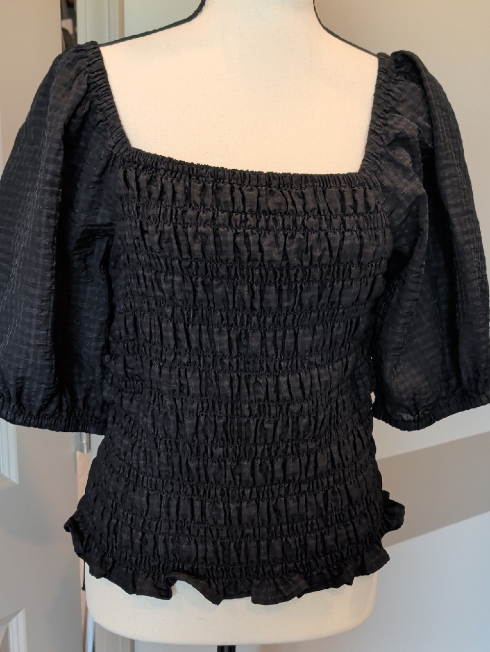 Old Navy Black Smocked Square-Neck Puff Sleeve Blouse